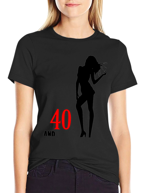 40 and Sexy T-Shirt - Stylish Birthday Gift